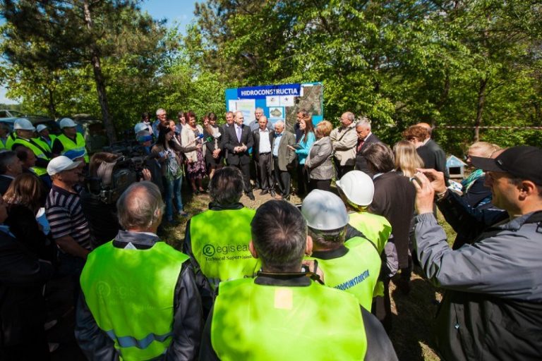 Au demarat lucrările de reabilitare a sistemului de irigare Coșnița