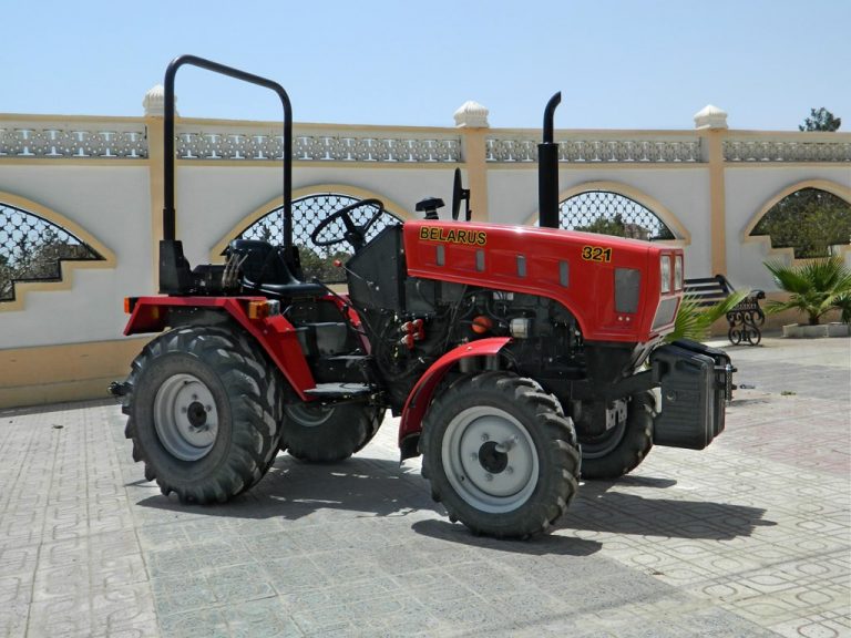 Uzina de tractoare din Minsk scoate pe piață un nou model de tractor