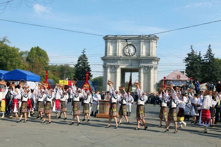 Tradiţiile vinicole – motiv de atracţie a turiştilor în Moldova