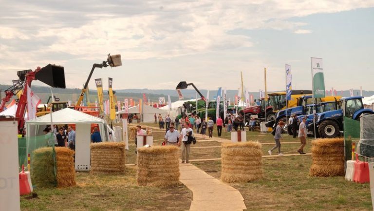 Prin ce si-a cucerit vizitatorii targul AGRALIM 2015