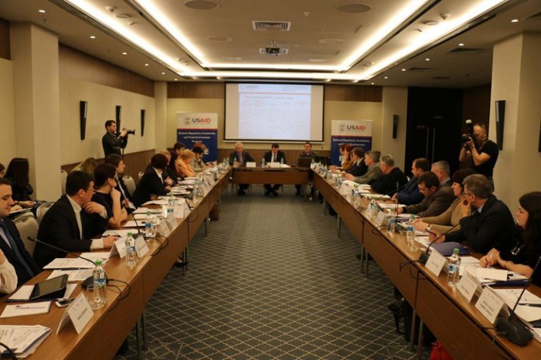 ME susţine simplificarea procedurii de eliberare a actelor permisive pentru importul, exportul şi tranzitul produselor agro-alimentare