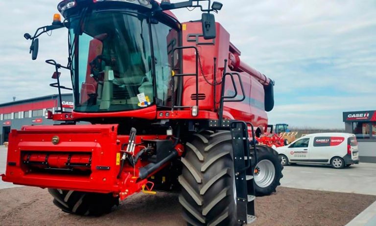 FOTO. Agroprofi a adus în Moldova una dintre cele mai puternice și performante combine Case IH