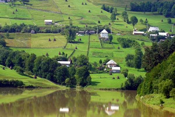 Pensiuni pe terenurile agricole: Noi posibilităţi de dezvoltare a turismului rural