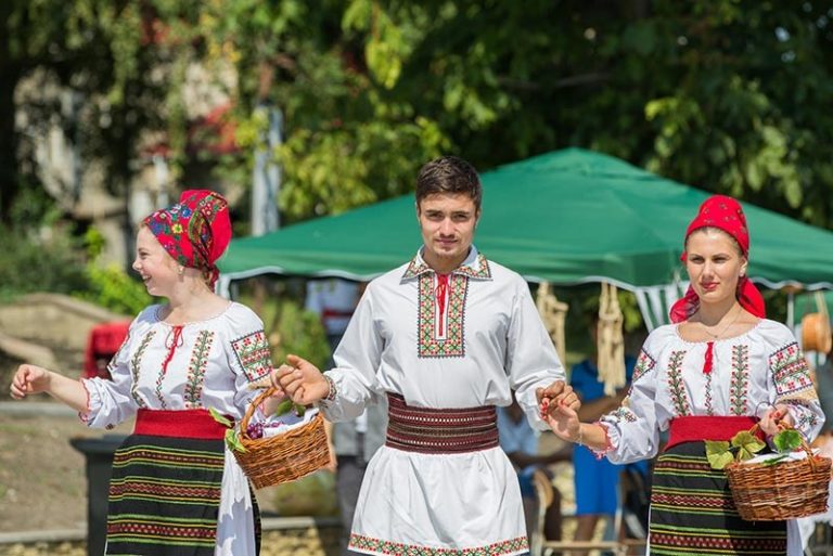 Festivalul Național al Strugurelui va avea loc duminică la Cimișlia