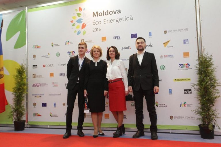 FOTO. La Chișinău au fost premiați câștigătorii concursului Moldova Eco-Energetică 2016