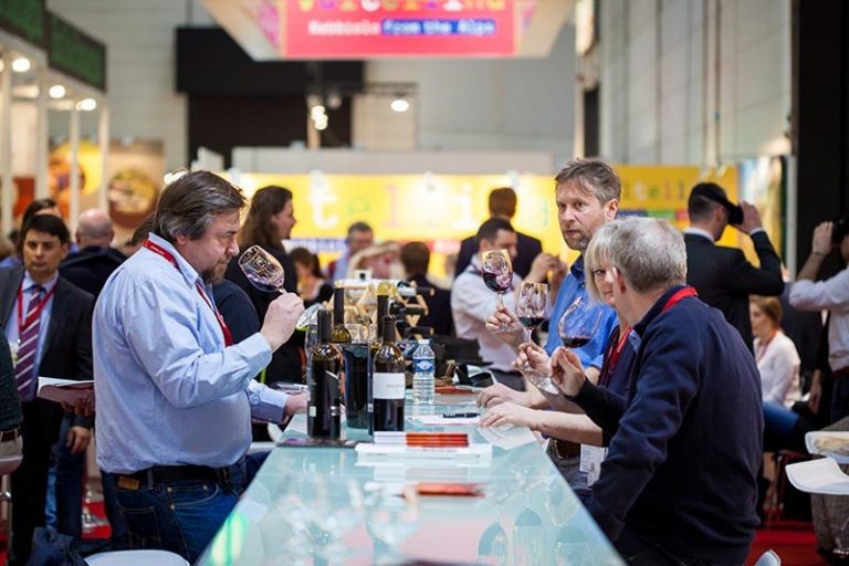 FOTO. 33 de vinificatori autohtoni participă la expoziția Prowein 2017 de la Dusseldorf