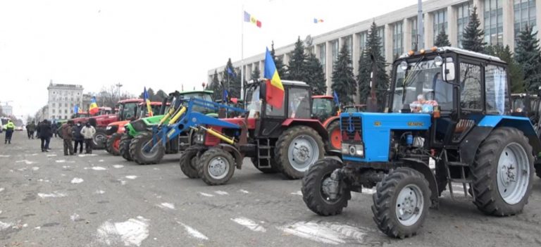 Protest dublu în capitală: Solicitările IGP către agricultori și transportatorii auto înainte de a porni la drum