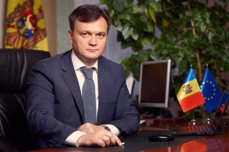 Moldova are un nou Guvern: Cabinetul Recean a primit votul Parlamentului