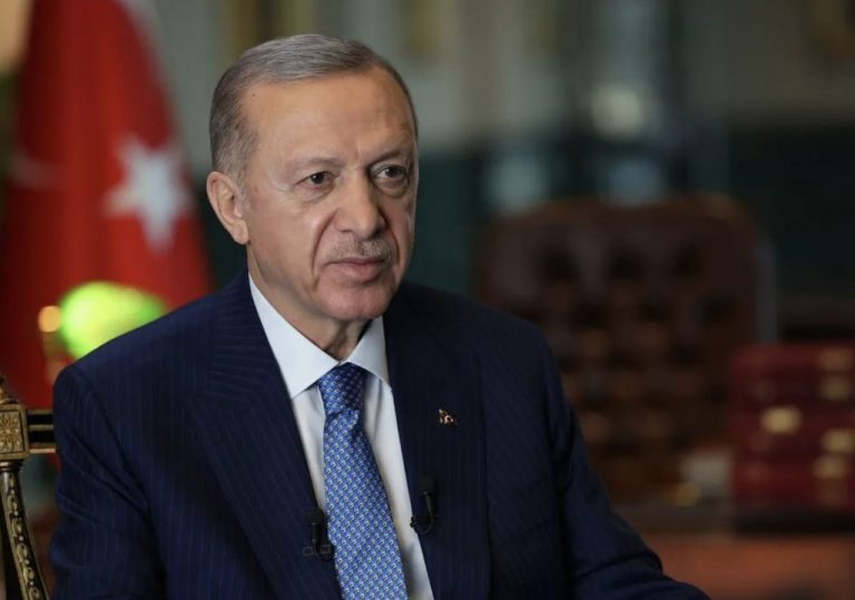 Erdogan afirmă că Putin e „de acord” să prelungească acordul privind exportul de cereale prin Marea Neagră