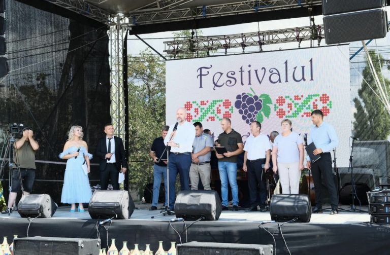 Vladimir Bolea la Festivalul Național al Strugurelui: Moldova se mândrește cu soiuri valoroase de struguri și cu viticultori dedicați