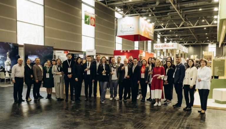 18 producători de vinuri au prezentat diversitatea și unicitatea vinurilor moldovenești la Vinexpo Paris 2024