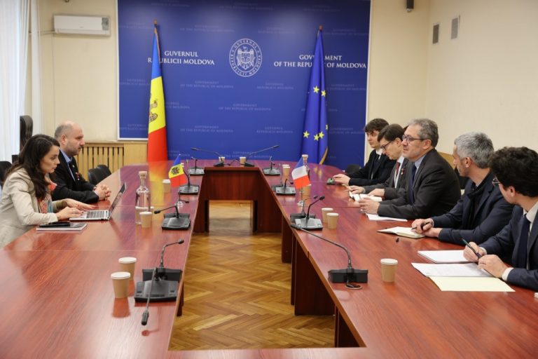 Discuții despre transformarea sectorului energetic și oportunitățile de investiții în Moldova