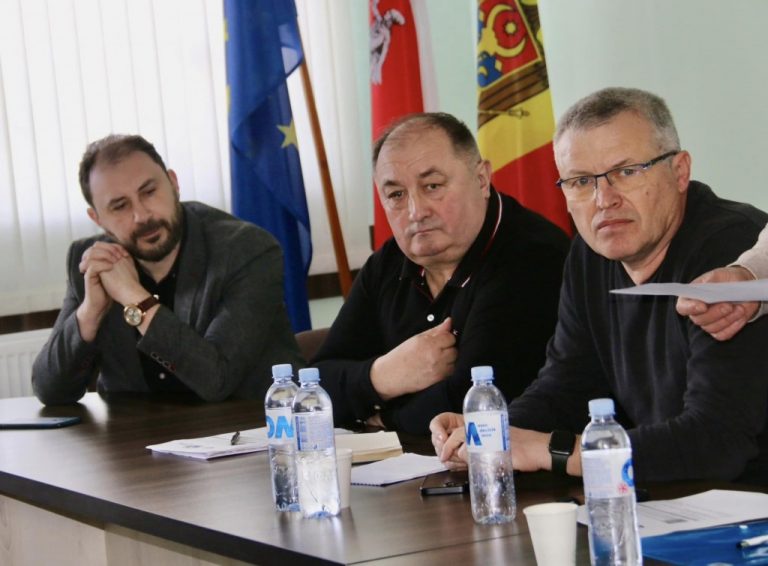 Un grup de 15 agricultori din raioanele Călărași și Strășeni și-au propus să formeze o cooperativă