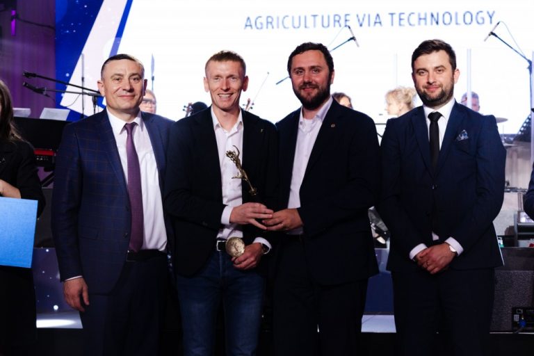 Agrobiznes, premiat cu Mercuriul și Medalia de Aur la Gala Business-ului Moldovenesc