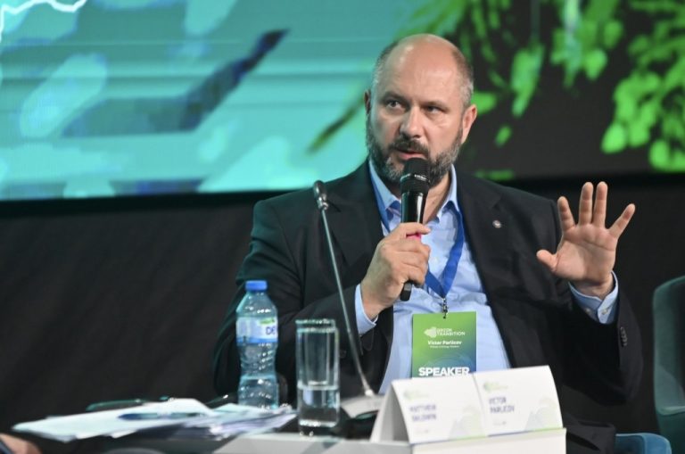 Victor Parlicov: Decarbonizarea încălzirii şi stocarea energiei sunt soluțiile pentru tranziția verde