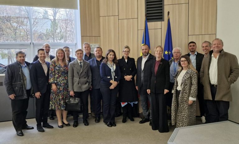 11 companii olandeze, la Chișinău, pentru lansarea colaborării în domeniul fructelor și legumelor